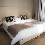 Szálloda De Londres 3*
