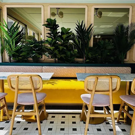 Hotel De Londres