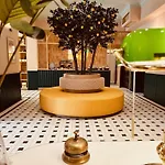 Hotel De Londres