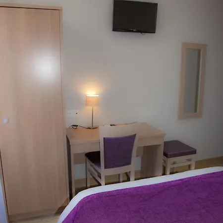 Hotel De Londres 3*