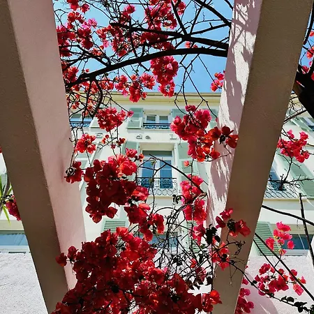 Hotel De Londres