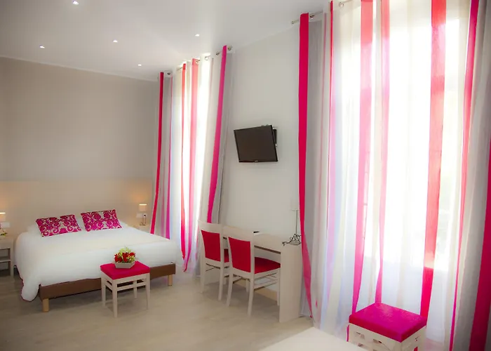 دي لوندريه 3*