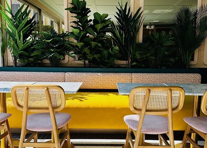 De Londres 3* מנטון