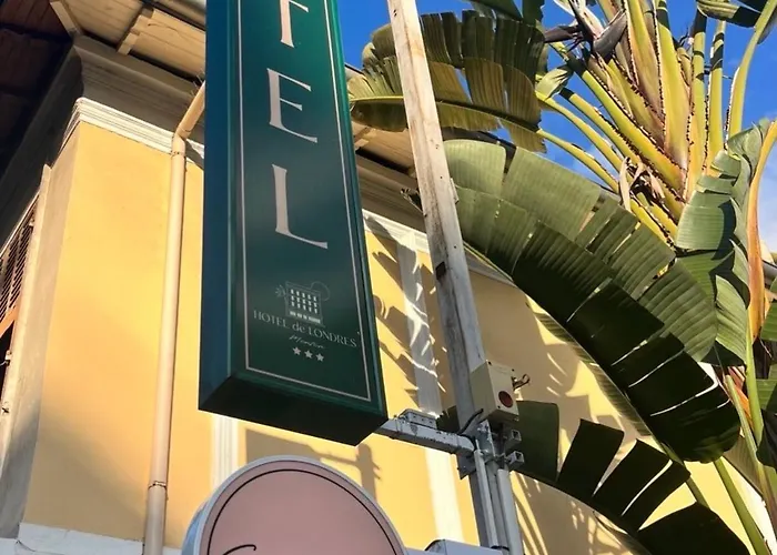 De Londres מלון מנטון